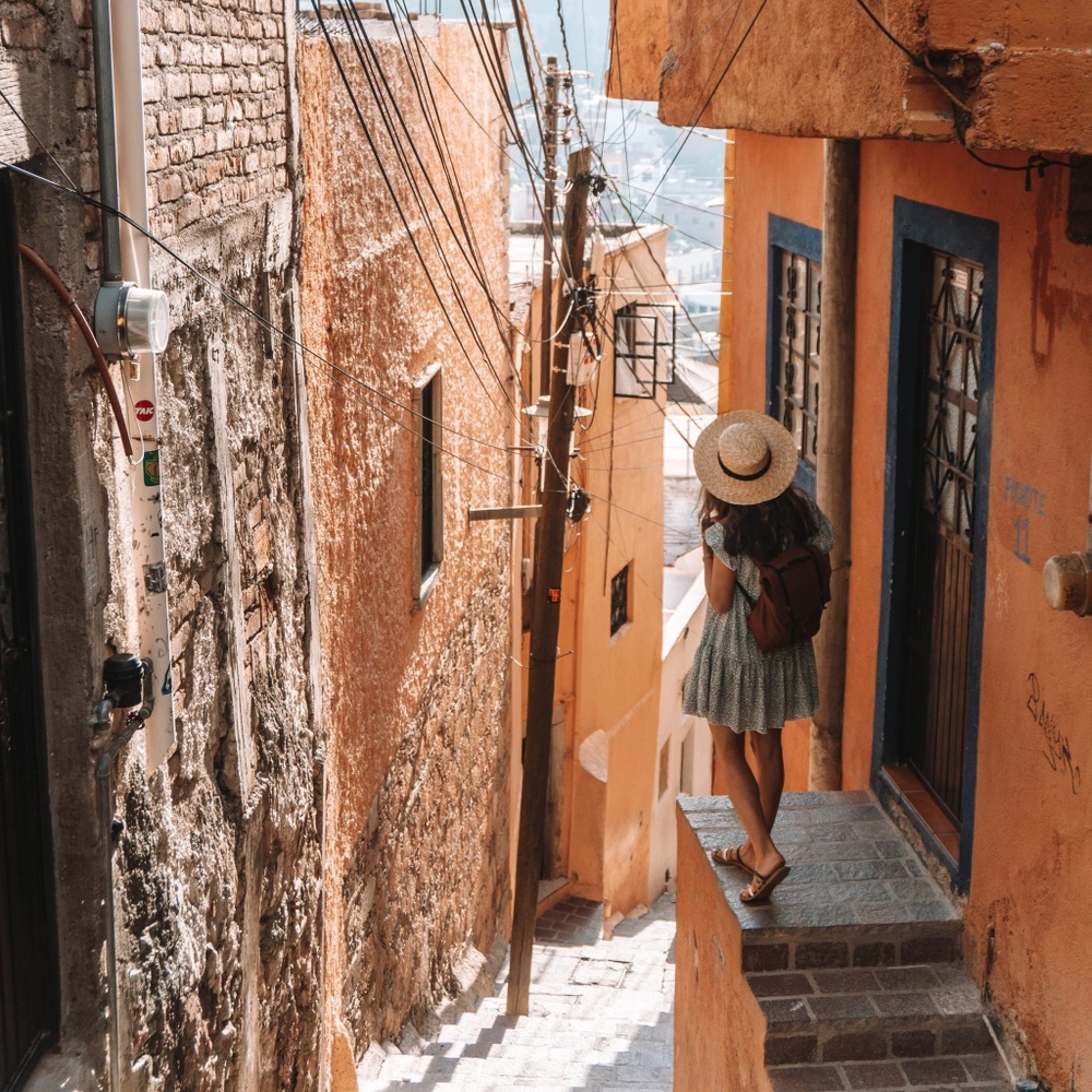 Meet your Posher, Miguel